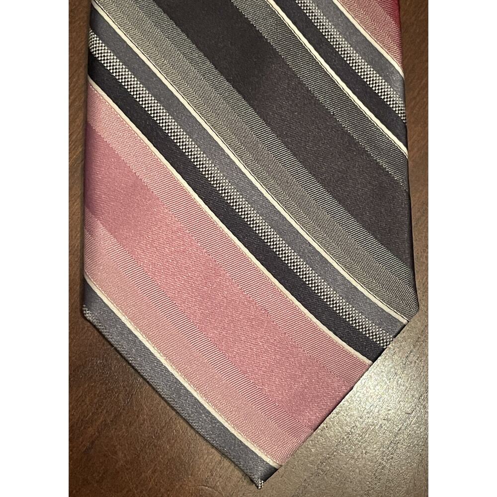 Van Heusen Pink Gray Burgundy 100% Silk Men’s Neck Tie Made In China